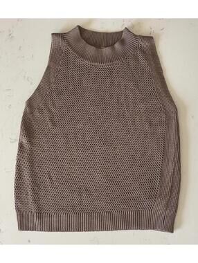 Commense Sleeveless Knit Sweater Vest in Brown - Small
